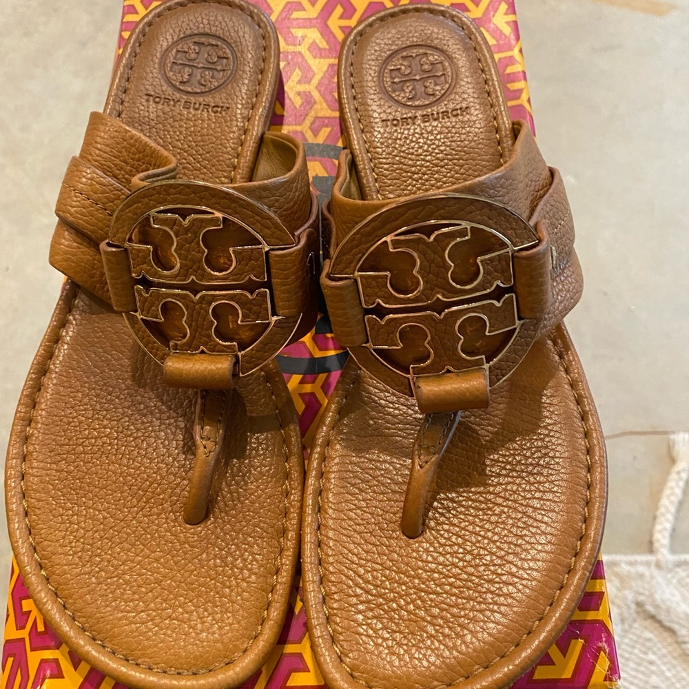 Tory Burch camel tan sandals